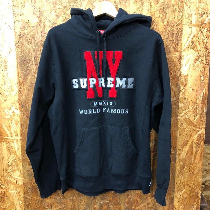 Supreme ブラック フードパーカー Sサイズだか 日本で言うMサイズです。 Supreme（シュプリーム） メンズ パーカー Hooded SweatShirt ブラック