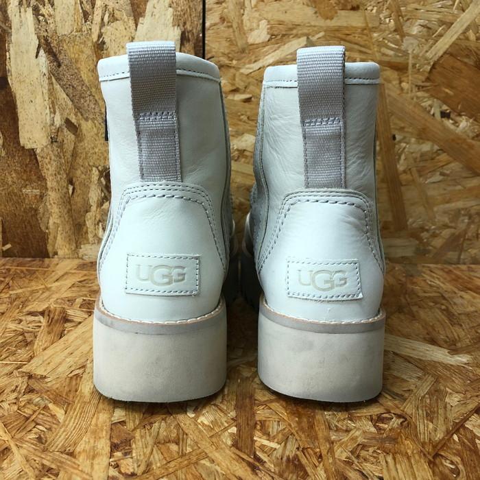 【中古】UGG レディース ブーツ bykermini アイボリー 表記サイズ：24.0 [jgg]｜junglejungle｜02