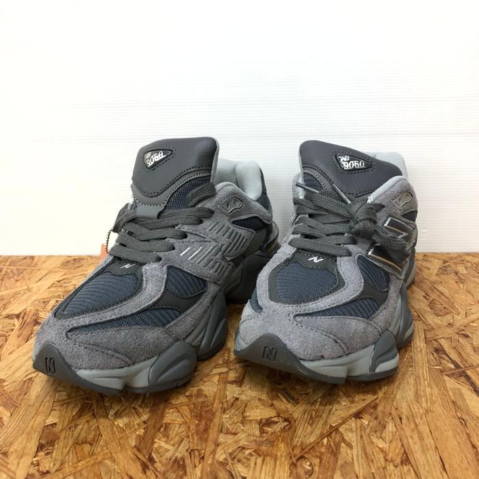 New Balance（ニューバランス） スニーカー U9060SG グレー 表記