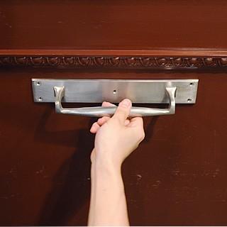 真鍮 ドア ハンドル 取っ手 金具 レトロ 引き出し 扉 つまみ ツマミ