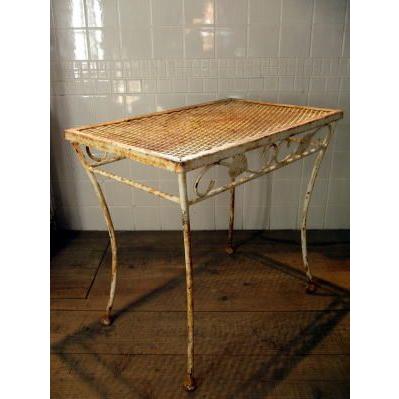 メタルメッシュテーブル 🎁