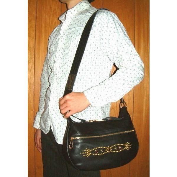 CUSHMAN クッシュマン】 高級 肉厚 カウハイド 牛革製 中型 ショルダー