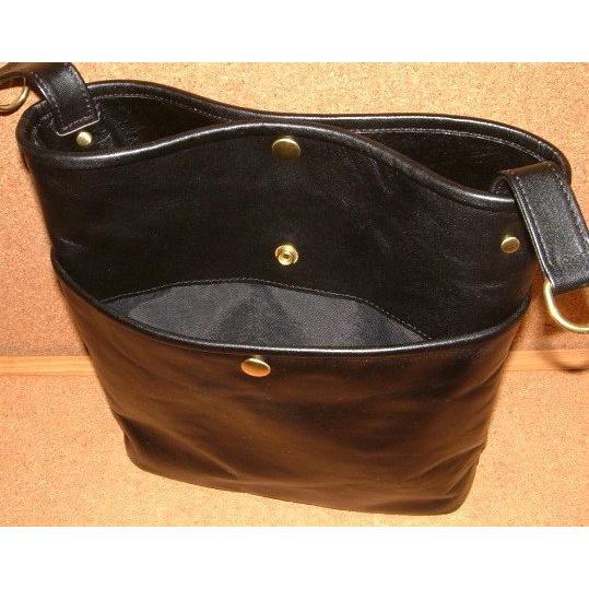 Groover Leather グルーバーレザー 高級 ホースハイド 馬革 レザー製 中型 ライダース ショルダーバッグ (Mサイズ) 黒 本革 オールレザー バイカーズ バッグの画像