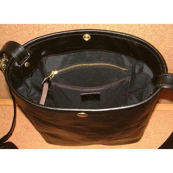 Groover Leather グルーバーレザー 高級 ホースハイド 馬革 レザー製 中型 ライダース ショルダーバッグ (Mサイズ) 黒 本革 オールレザー バイカーズ バッグの画像