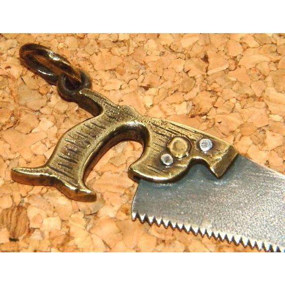 HANG ハング】【HATCHET ハチェット】 立体 3D彫金 シルバー925製