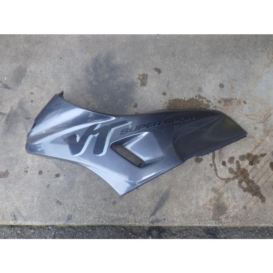 中古 純正部品 ホンダ HONDA VT250F MC15 左側 ボディカバー カウル L BODY COVER SIDE 64130-KVO-0000 ガンメタ 管理No.14556