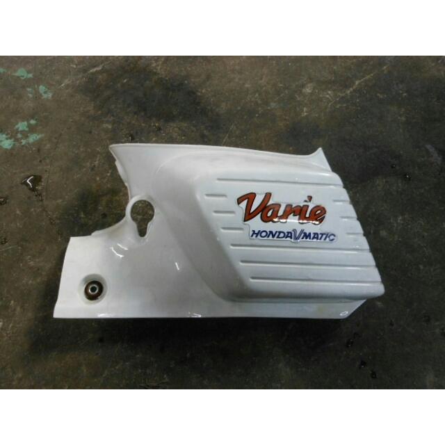中古 純正部品 ホンダ HONDA バリエ Varie  NF50 L 左側 サイドカウル ボディカウル サイドカバー カバー 管理No.20929