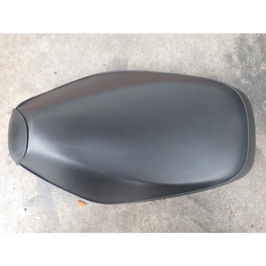 ホンダ HONDA ディオ Dio AF18 AF25 座席 シート SHEET 黒色 (社外外皮