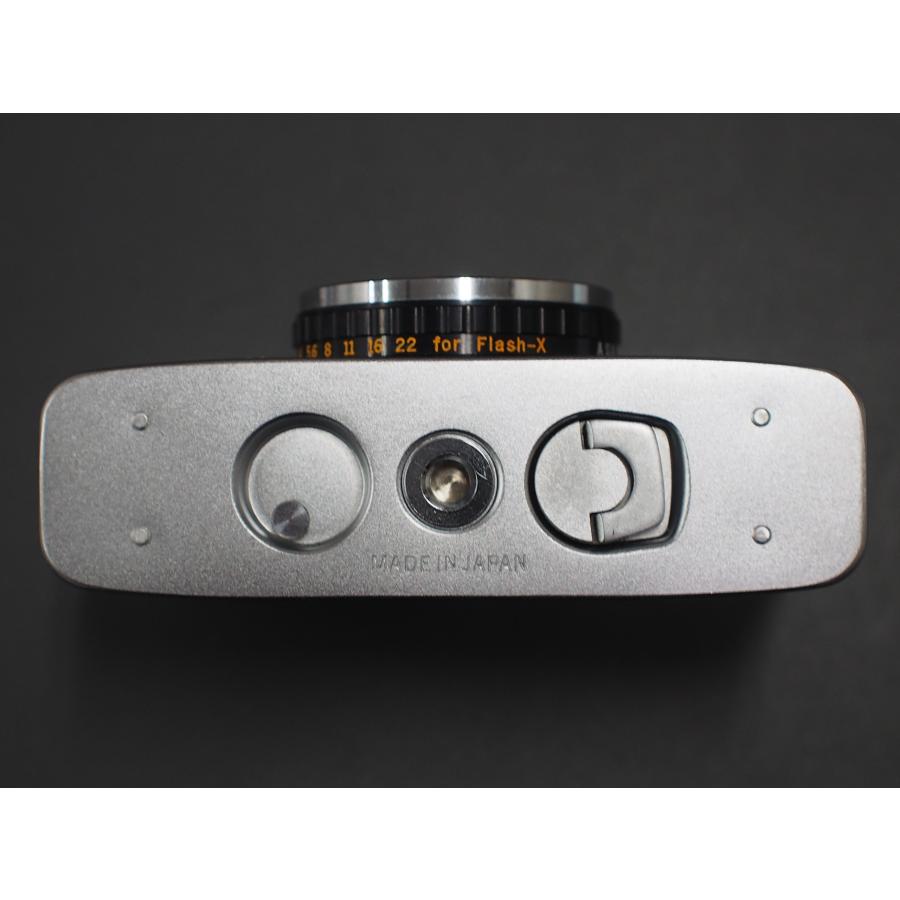 オリンパス ペン EE 28mm f3.5 ハーフサイズカメラ オリンパス Olympus PEN EE 3 / D.Zuiko 28mm F3.5 ハーフカメラ