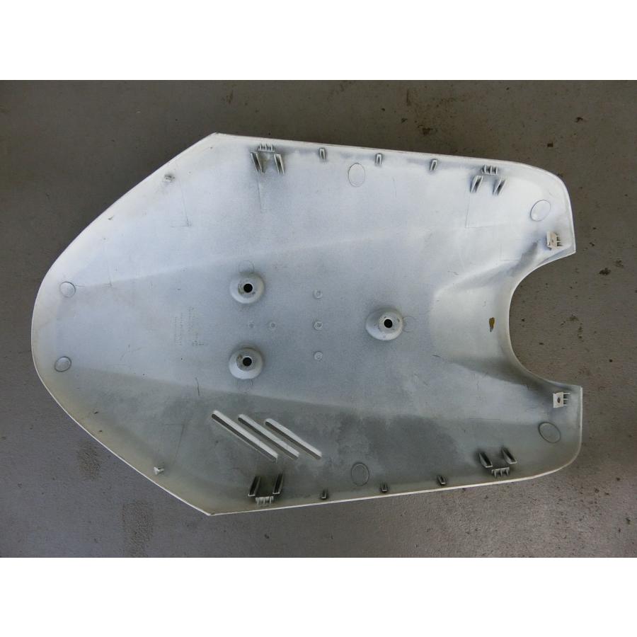 スズキ（SUZUKI） 中古 純正部品 セピア SEPIA CA1EA シールド レッグ