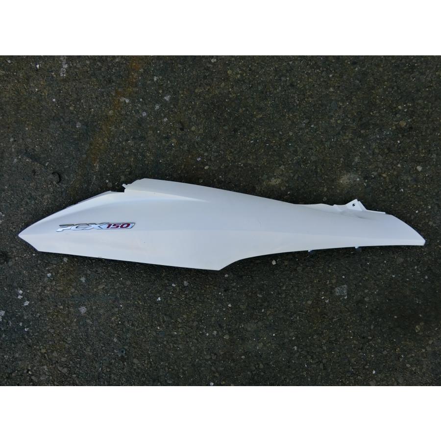 ホンダ 中古 純正部品 HONDA PCX150 KF12 カバー R ボディー ホンダ 中古 純正部品 HONDA PCX150 KF12 カバー R ボディー
