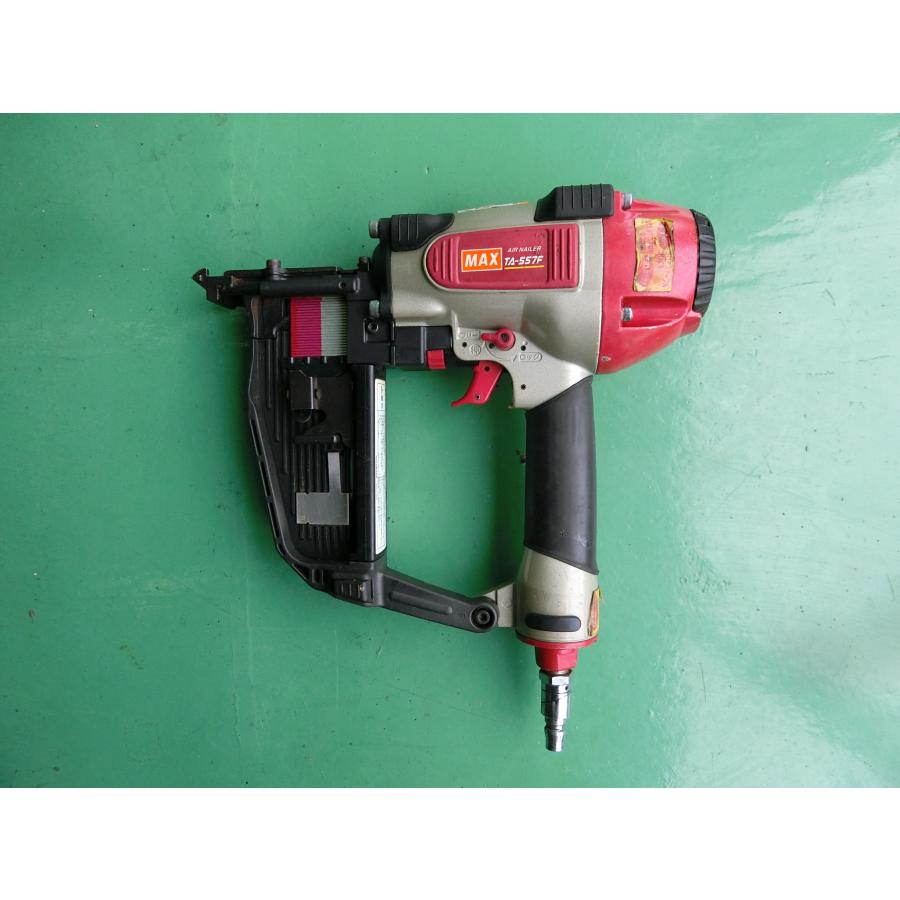 マックス　エアネイラ　TA-557F　中古品 マックス 中古 MAX エアネイラー AIR NAILER TA-557F エアツール エア