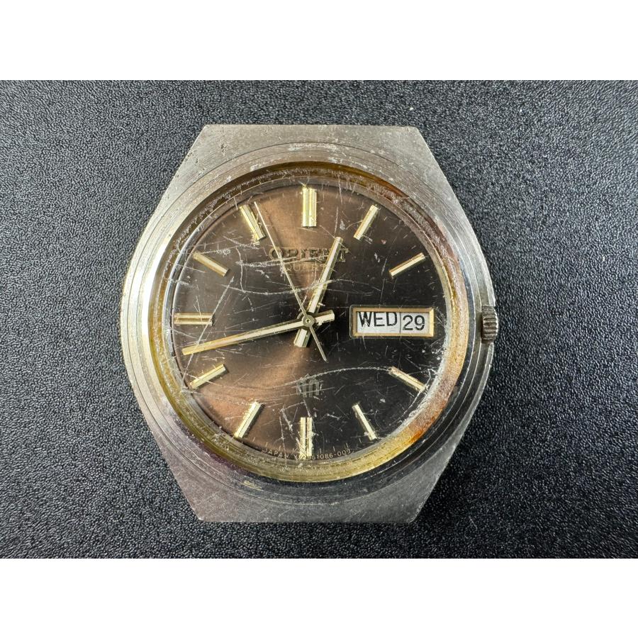 ORIENT（オリエント） ヴィンテージ 3針 デイデイト クォーツ