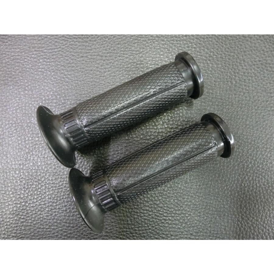 確認用 未使用 原付用 汎用 グリップ 非貫通式 全長: 112mm グリップ内径: 左