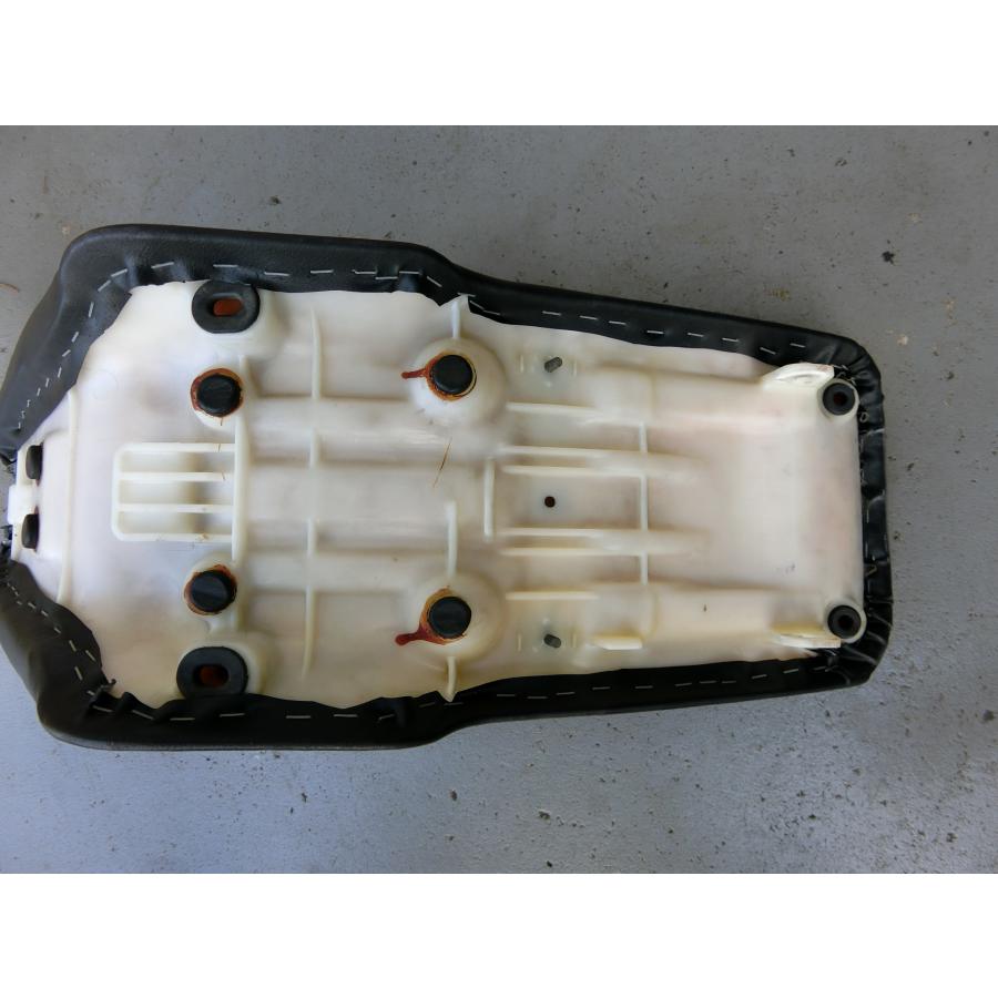 スズキ（SUZUKI） 中古 純正部品 SUZUKI TS200R 純正シート 座席