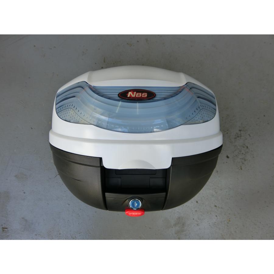 ジャンク 未使用 NBS リアボックス 32L 白 奥行×幅×高さ 420×410×310mm 重量2.2