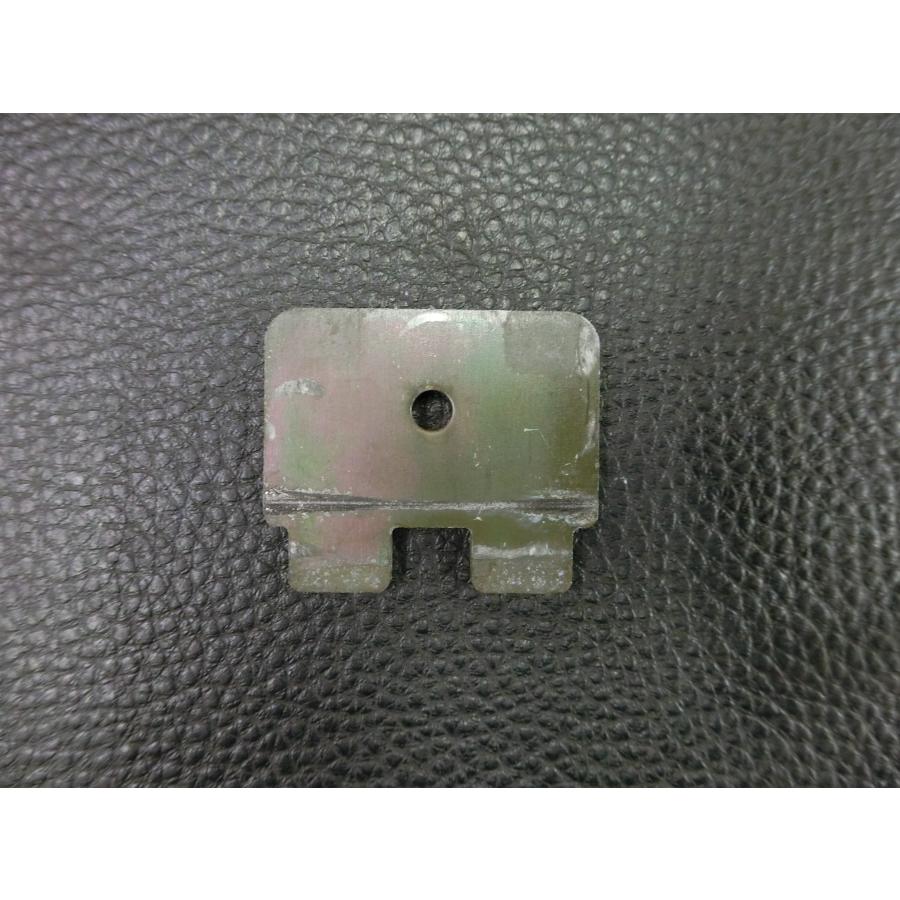 車のパーツ　
クラウン200系ロイヤルテールランプ GOODS（グッズ） 在庫有り GW-74スプリンガー用φ34ブレンボキャリパー