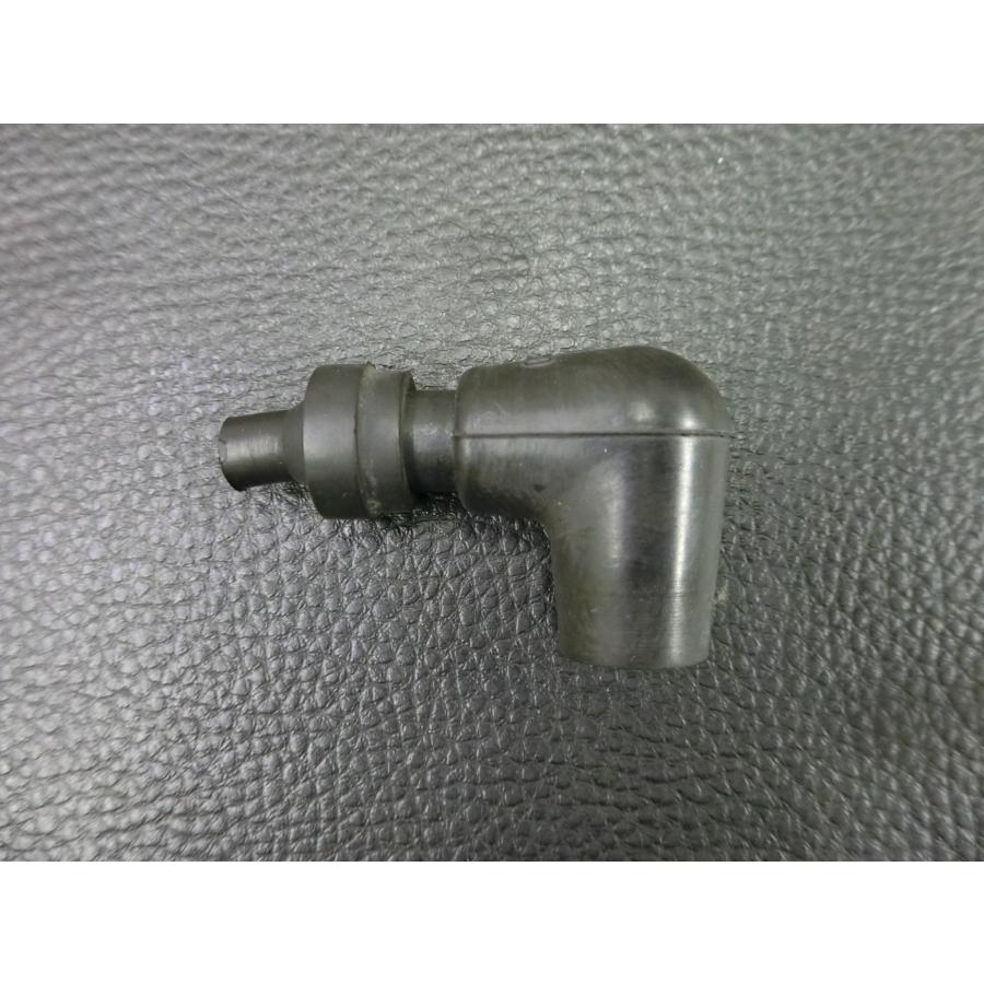 YAMAHA（ヤマハ） 中古 純正部品 YAMAHA TZR250 1KT プラグキャップ