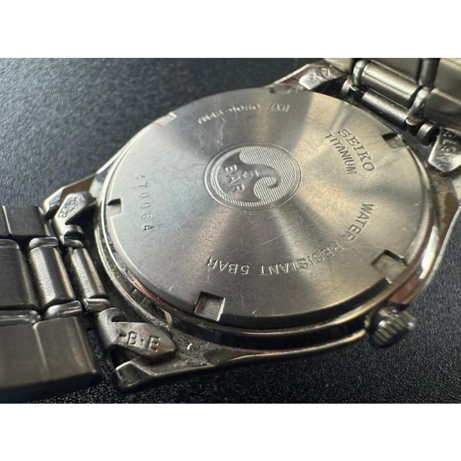 SEIKO 中古 セイコー チタニウム TITANIUM デイデイト クォーツ SEIKO 中古 セイコー チタニウム TITANIUM デイデイト クォーツ