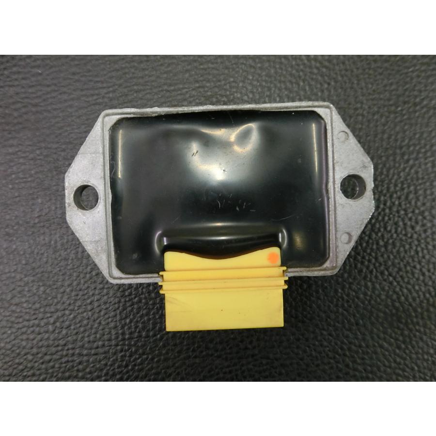 PIAGGIO 中古 純正部品 ピアジオ ジップ ZIP ZAPC25 レギュレーター
