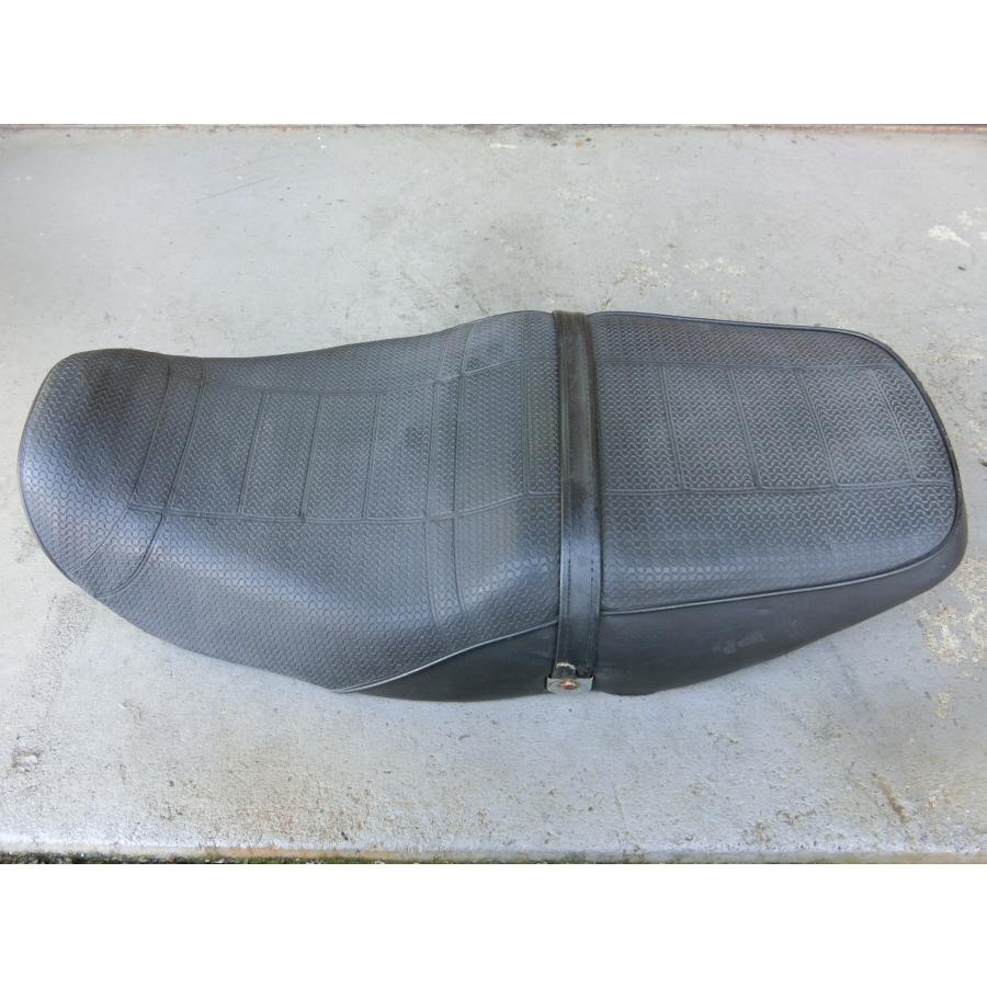 カワサキ（Kawasaki） 中古 KAWASAKI ZRX400 ZR400E シート 参考品番