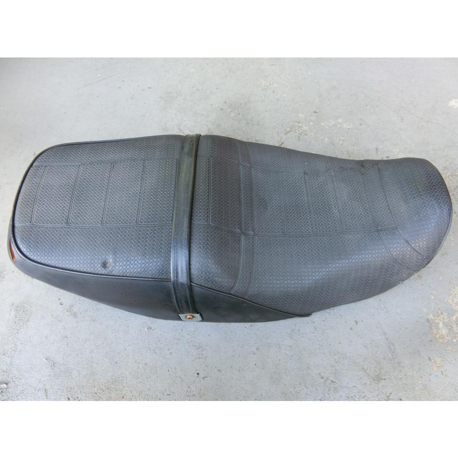 カワサキ（Kawasaki） 中古 KAWASAKI ZRX400 ZR400E シート 参考品番