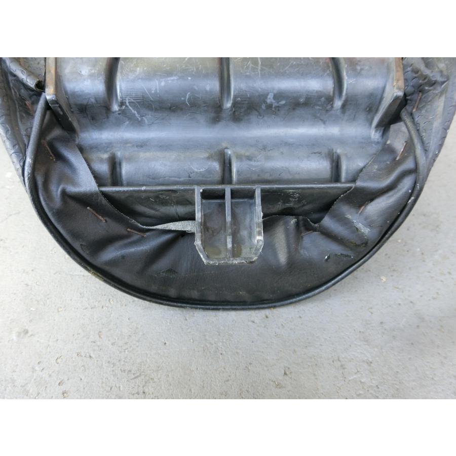 参考！ カワサキ（Kawasaki） 中古 KAWASAKI ZRX400 ZR400E シート 参考品番