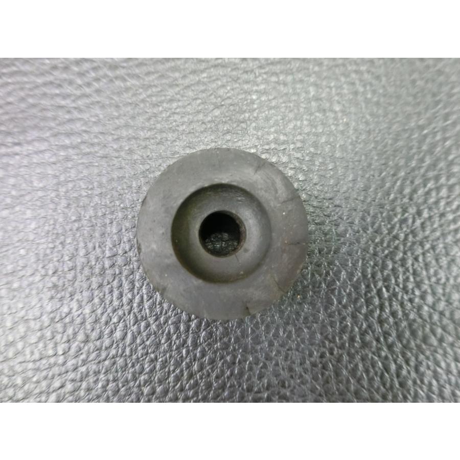 ホンダ（HONDA） 中古 純正部品 マグナ MAGNA 50 AC13 クッション