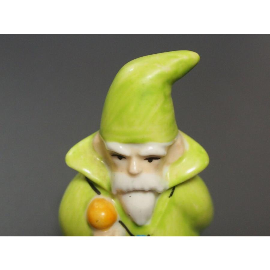 ドラゴンクエスト3 陶器 ポーセリン フィギュア 魔法使い ま