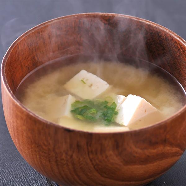 かつおだしの素 ＜50包(箱入)＞ マルシマ 丸島醤油 小豆島 出汁 昆布 粉末 小袋 袋入 500g(10g×50包) |  | 04