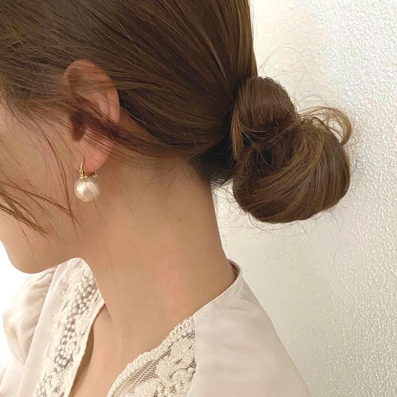 ゴールデン パール ピアス フープピアス 大粒 真珠 金色 シンプル 上品 レディース アクセサリー Earring0011 Juns Store アクセサリー 雑貨 通販 Yahoo ショッピング