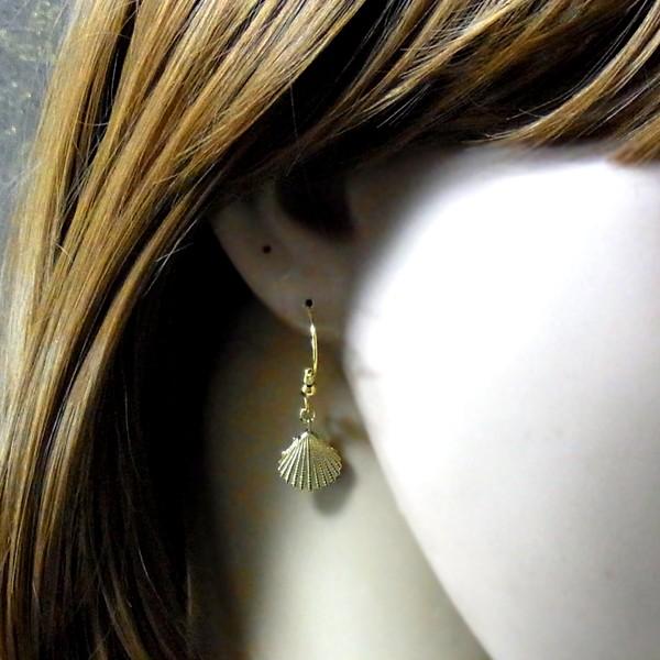 ハワイアンジュエリー ピアス 貝 レディース プレゼント ブランド 片耳 金属アレルギー対応 サージカル ステンレス  シェル | ハワイアンジュエリー | 08