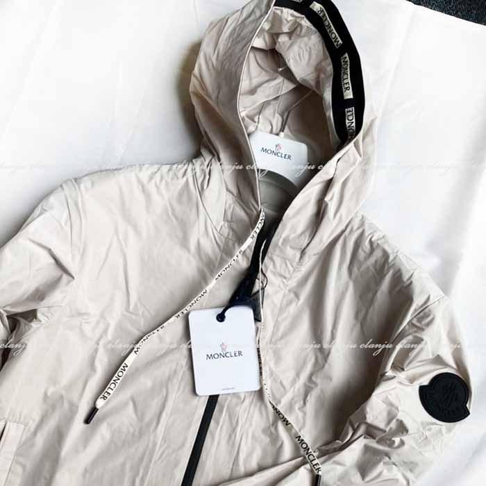 モンクレール MONCLER CARLES ロゴ パーカー ナイロンジャケット