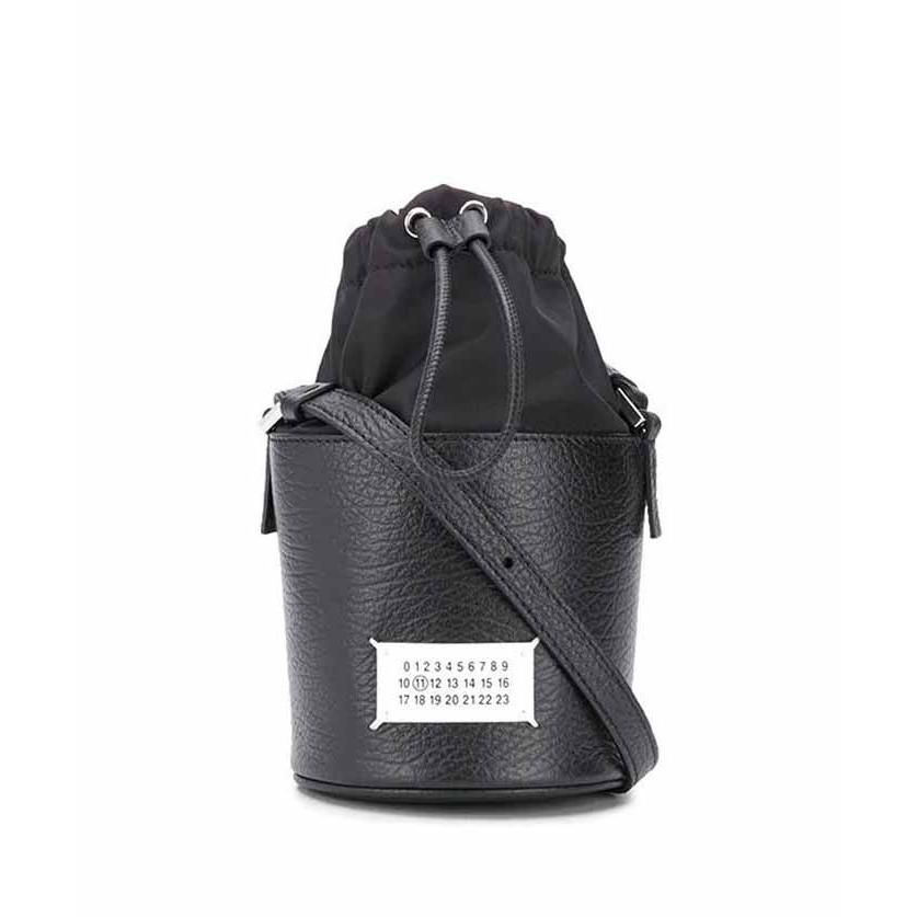 メゾン マルジェラ Maison Margiela レザー 5AC マイクロバケット メゾン マルジェラ Maison Margiela レザー 5AC マイクロバケット