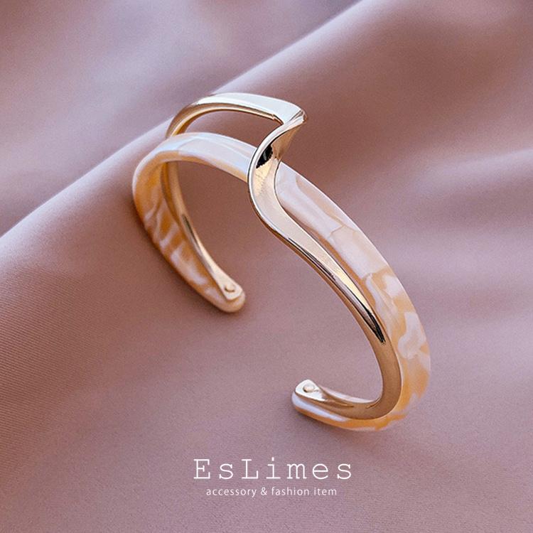 バングル レディース ウェーブ 変形 アクリル 2連 太め ブレスレット