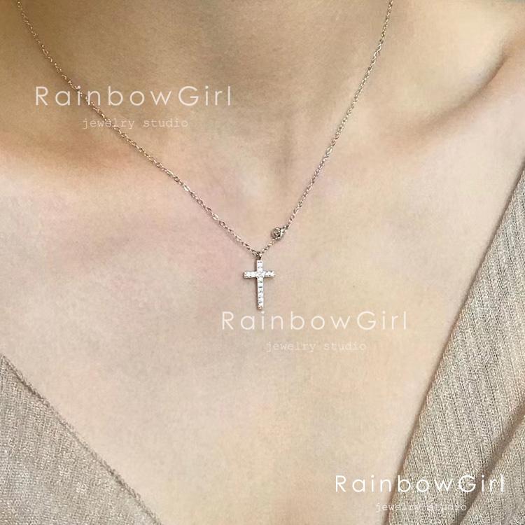 ネックレス レディース クロス クロスペンダント 十字架 ブランド 上品