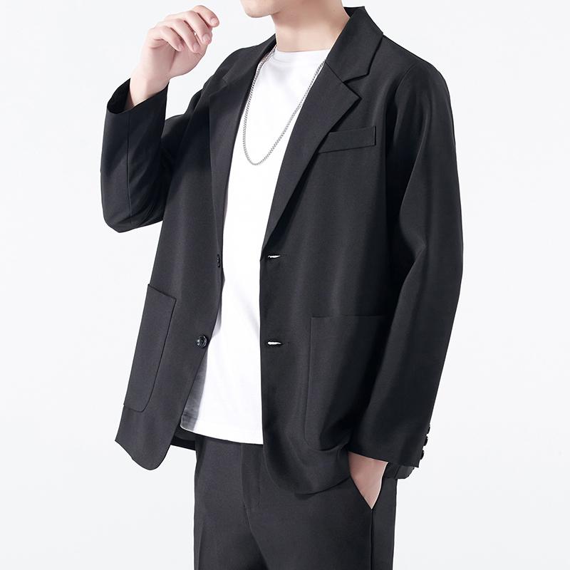 最終Oproject ベージュ テーラードジャケット 黒色ボタン JUNOAH（ジュノア）の「金ボタンテーラードジャケット