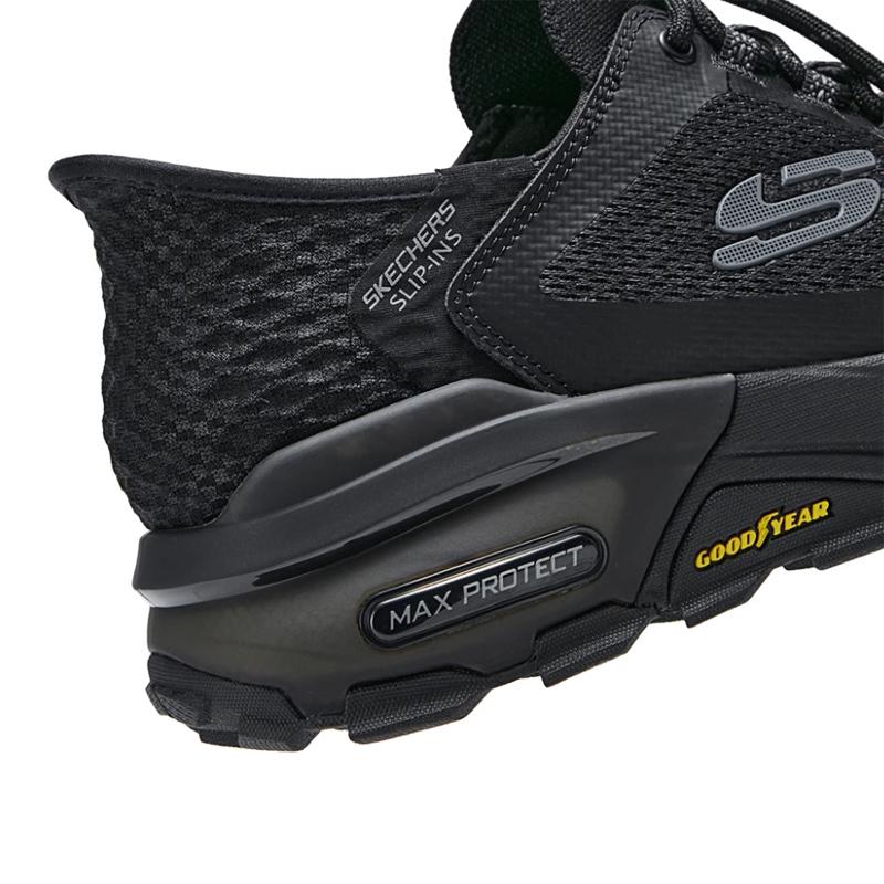 SKECHERS（スケッチャーズ） スリップインズ メンズ 黒 スニーカー