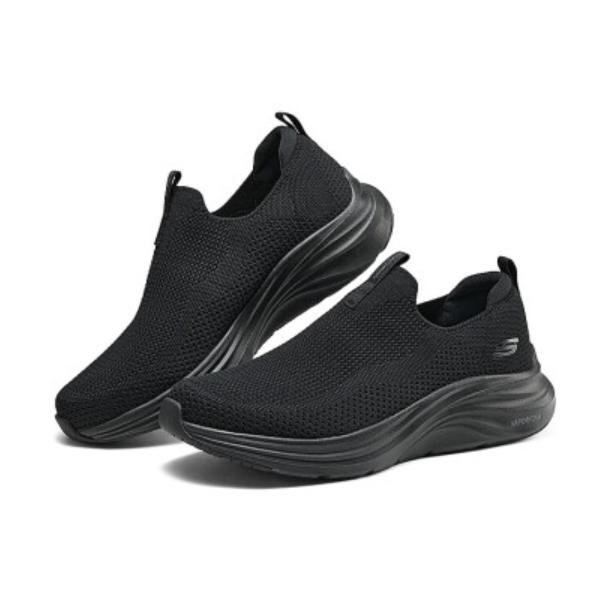 SKECHERS（スケッチャーズ） スリッポン メンズ スニーカー 新作