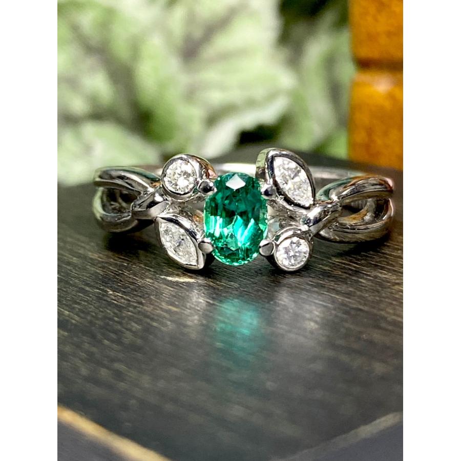 ノンオイルエメラルド 0.443ct / ダイヤモンド 計0.19ct Pt900 リング  