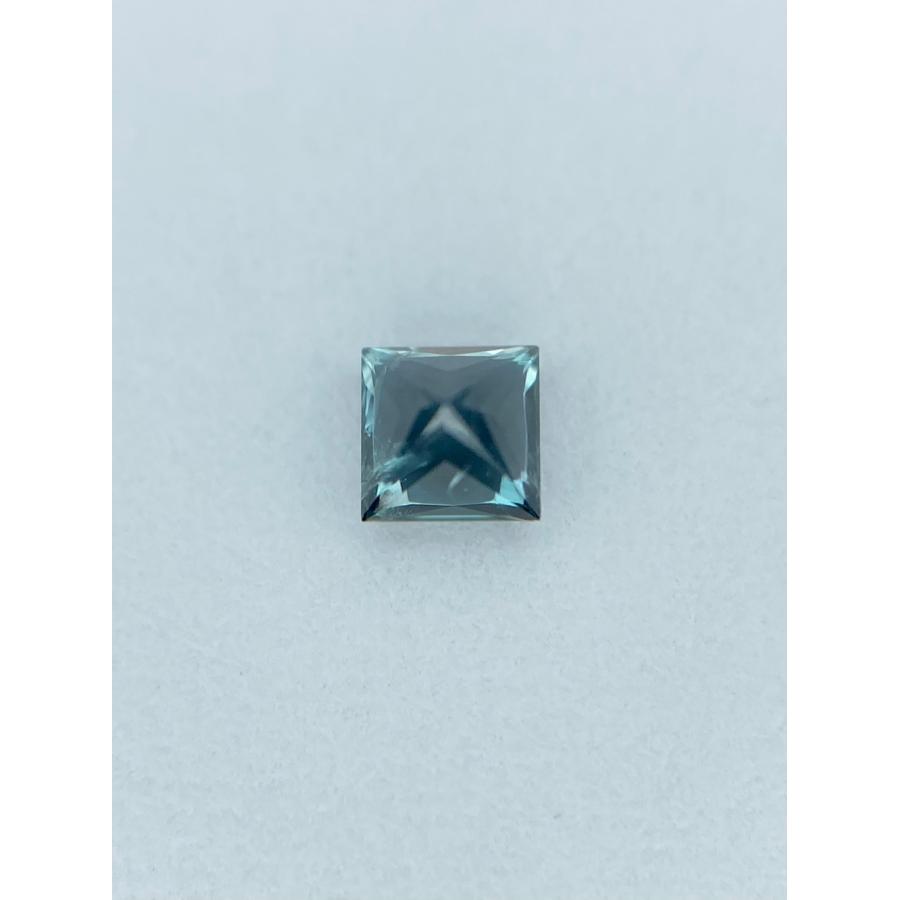 やや大きめのキズあり】アレキサンドライト 0.107ct ルース【ー 