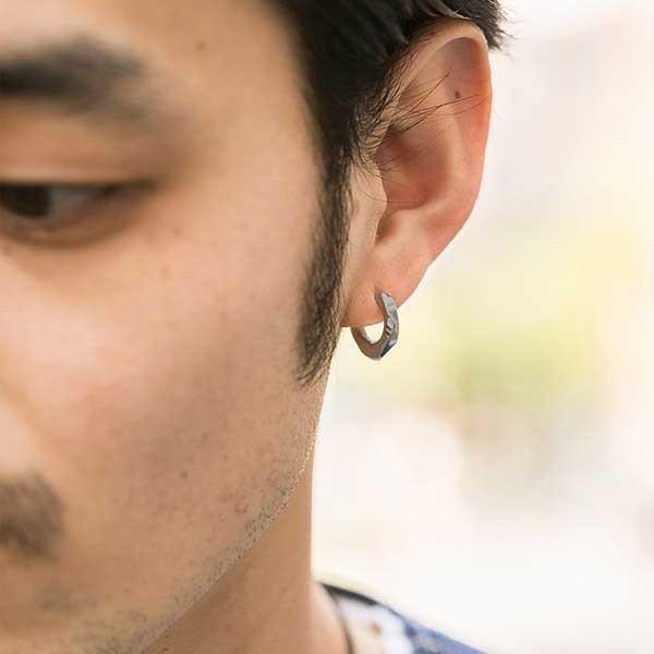 シルバーフープピアス 左耳用 小 Garni メンズ 彼氏 男性 誕生日プレゼント ギフト Gp017 Left Black ジェイウェルドットコム 通販 Yahoo ショッピング