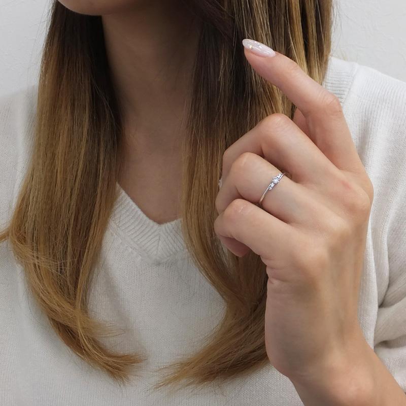 指輪 レディース ピンキーリング プラチナ ファイブストーン  