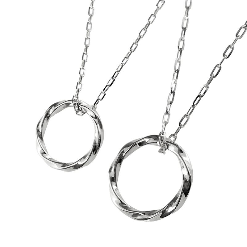 ペアネックレス 18金 サークル ひねり ツイスト K18 ペンダント 2個セット ゴールド シンプル 大人 安い カップル 注文製作 プレゼント ギフト 受注 爆買の画像