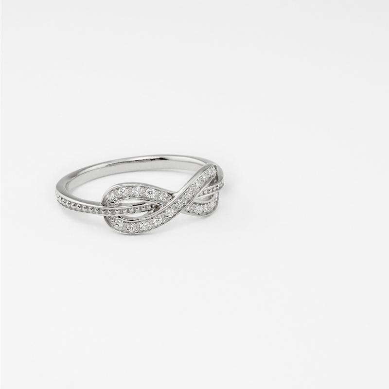 インフィニティ リング 18金 ダイヤモンド リング K18 無限 指輪 0.10ct 豪華 上品 レディース マダム  婚約指輪 注文製作 プレゼント ギフト 受注 爆買の画像