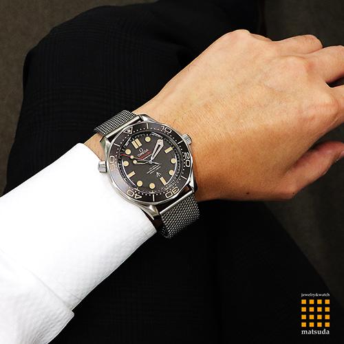 オメガ シーマスター ダイバー 300m コーアクシャル マスタークロノメーター 42mm 007エディション 210 90 42 01 001 Natoベルト付き 新品 Om 松田宝飾 通販 Yahoo ショッピング