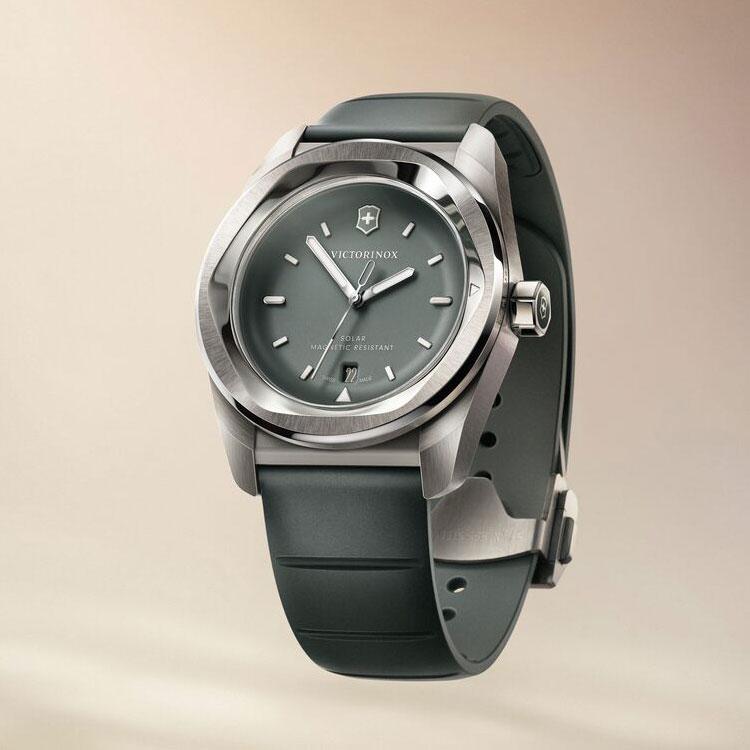 【ビクトリノックス正規販売店】[即日発送][販売店特典][無金利ローン] VICTORINOX コンセプトワン ソーラー 39mm グレー CONCEPT ONE SOLAR 正規輸入品 242052の画像