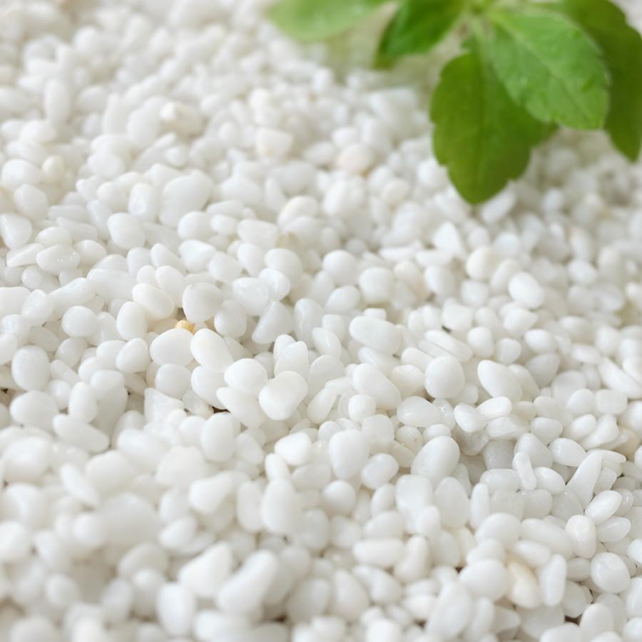 TAIKOH 高級白玉石 白仙 1分 3-6mm 100kg 化粧砂利 ホワイト 白 水磨き 玉石 極小 : 砂利んこ - 通販 ...