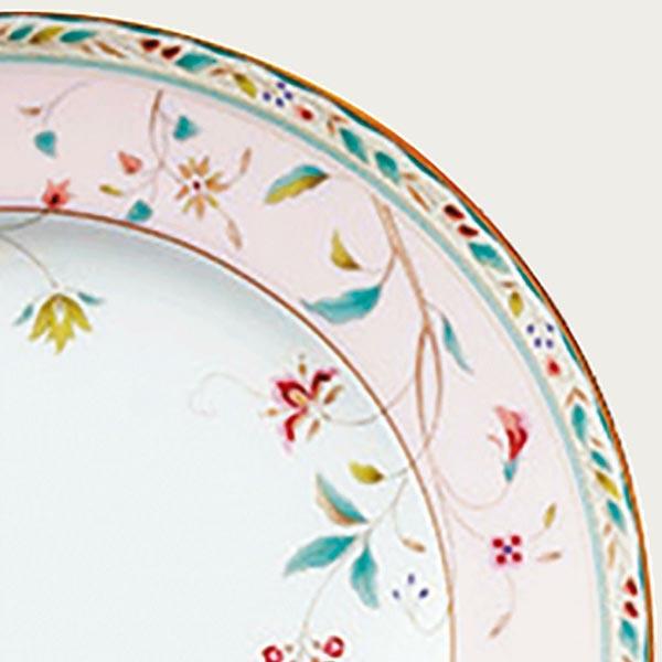 ノリタケ 食器 花更紗 21cm プレートペア (色変り) 〈4409-56L ノリタケ 食器 花更紗 21cm プレートペア (色変り) 〈4409-56L