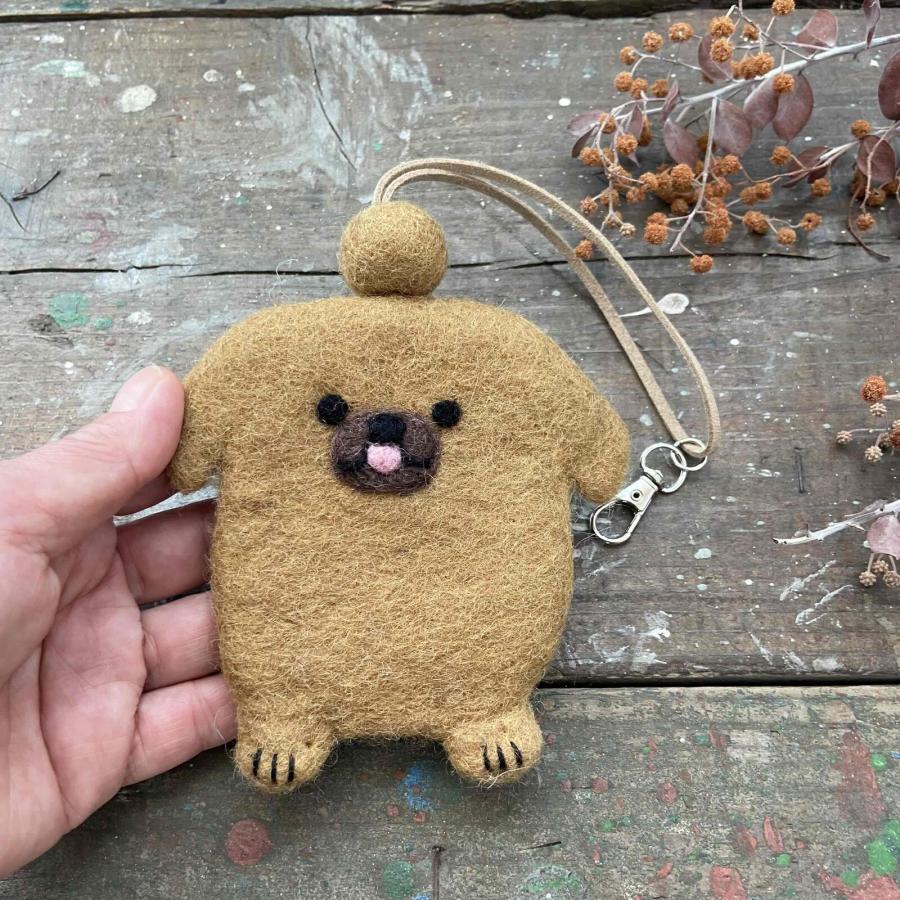 羊毛フェルト ペキニーズ キーケース（ホワイト/ブラウン）daisy